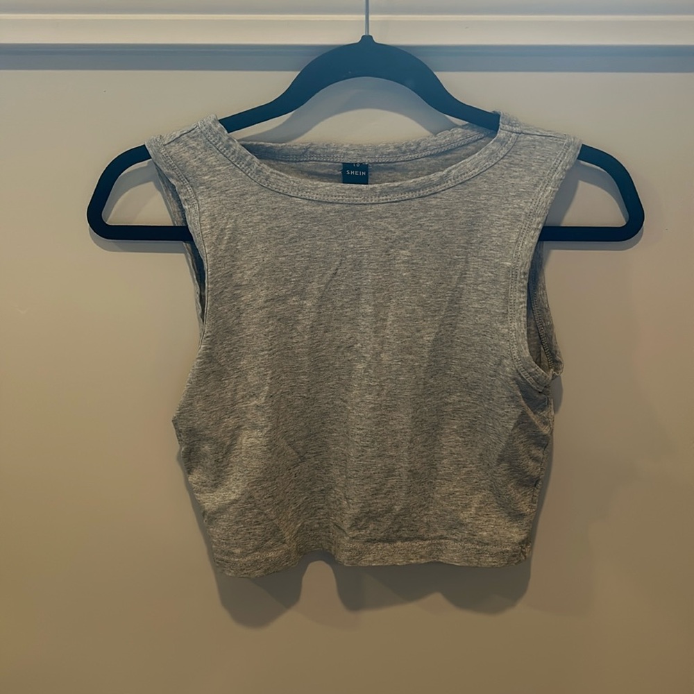 Grey tank